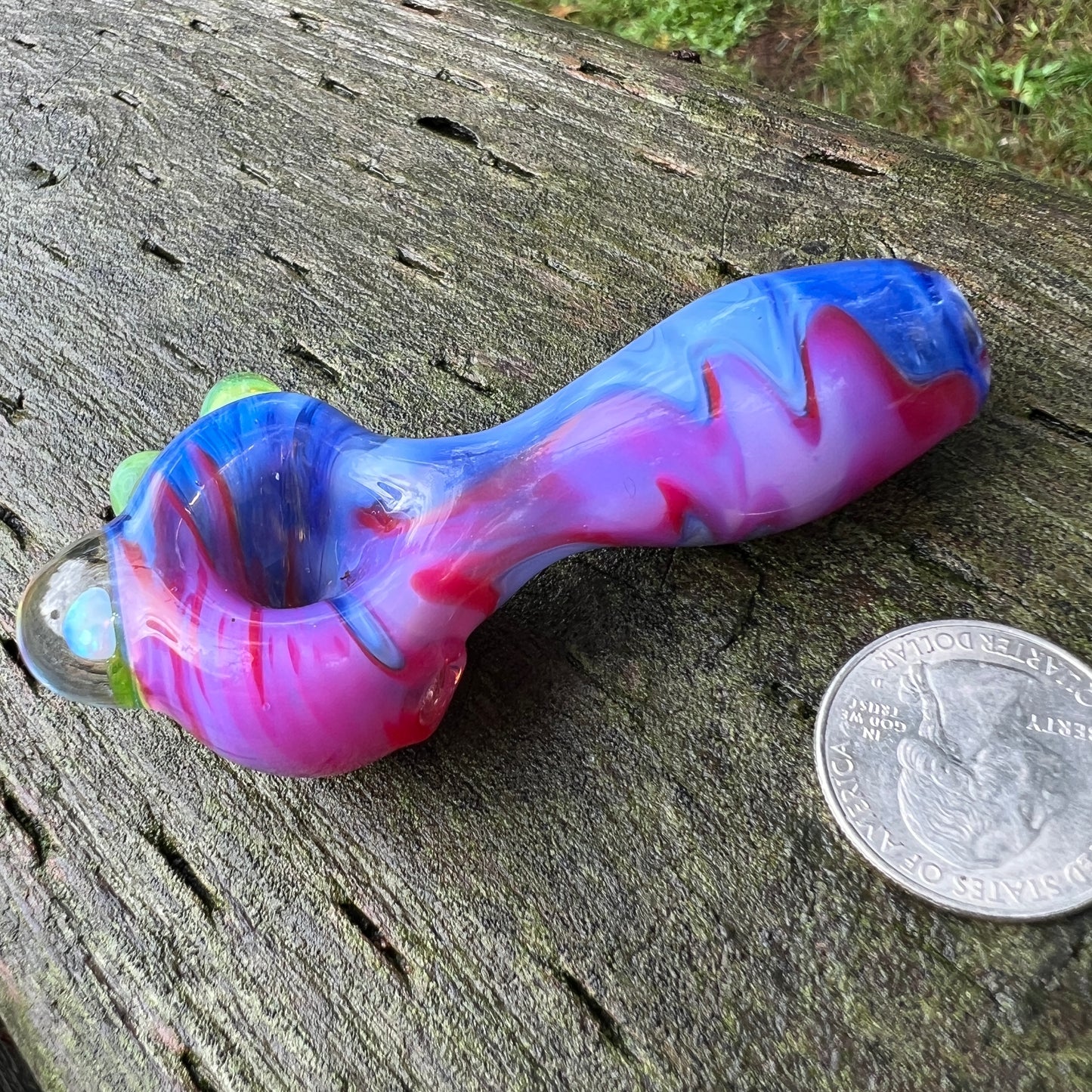 Heady glass UV reactive spoon pipe with encased Opal