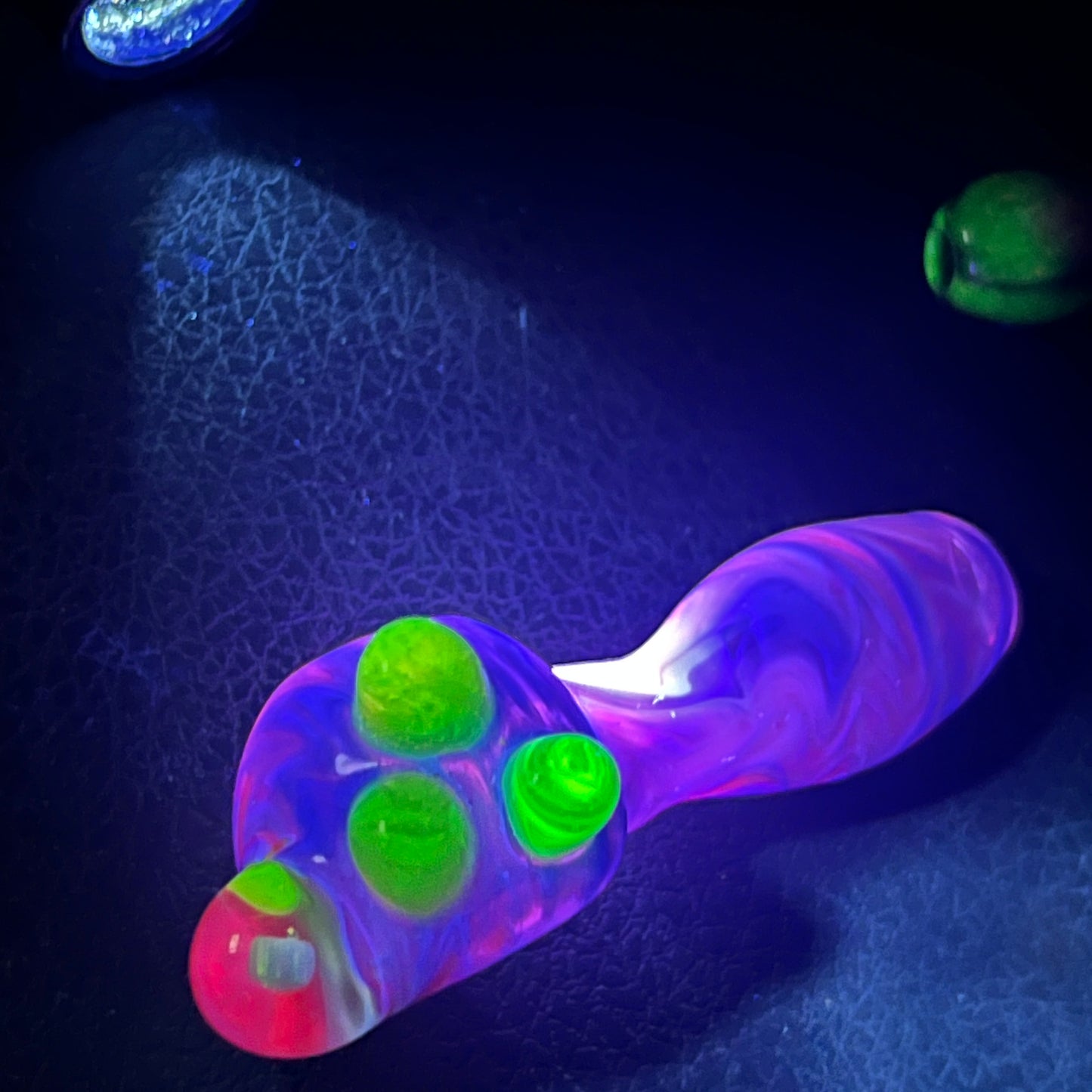 Heady glass UV reactive spoon pipe with encased Opal