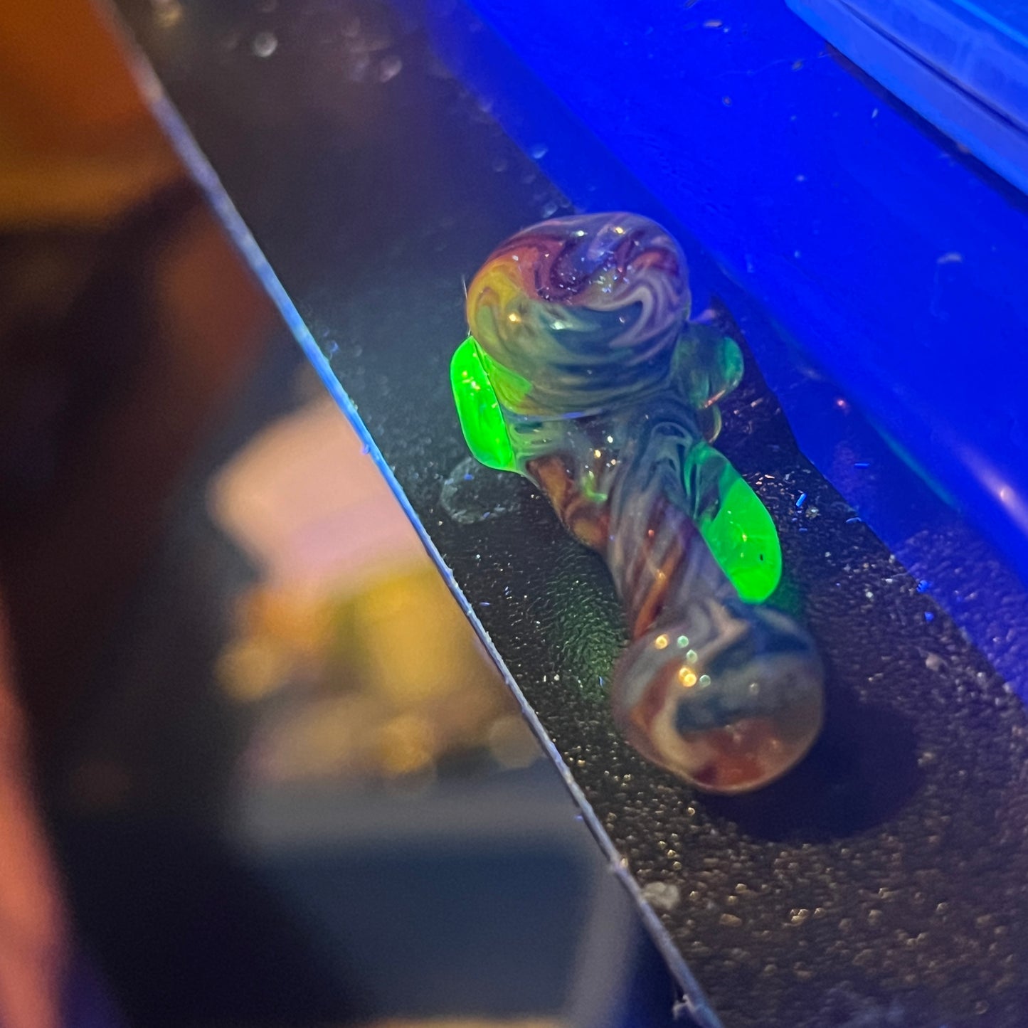 Heady functional miniature fully worked glass Sherlock with UV