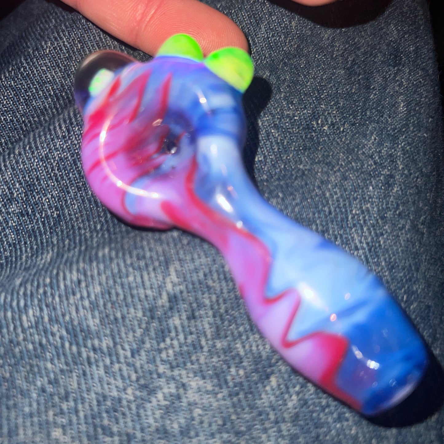 Heady glass UV reactive spoon pipe with encased Opal