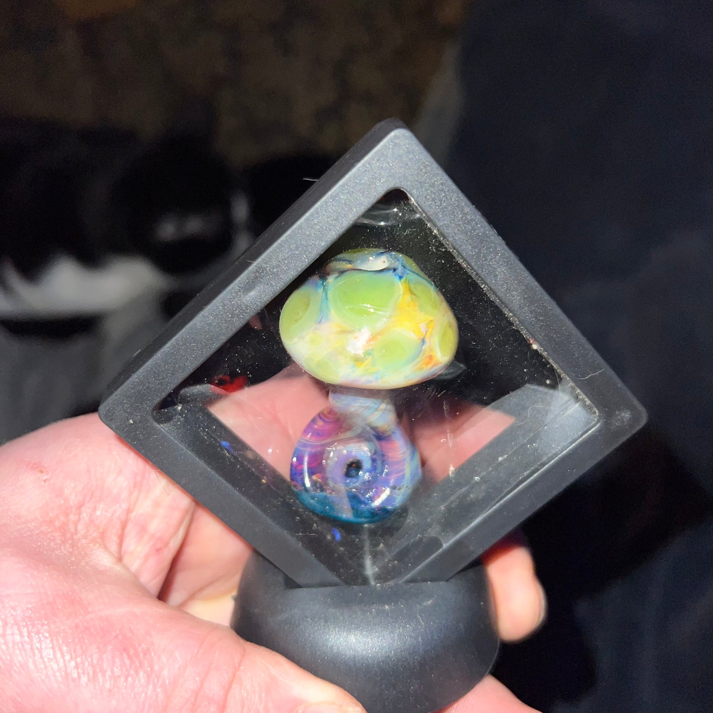 Small heady mushroom pipe