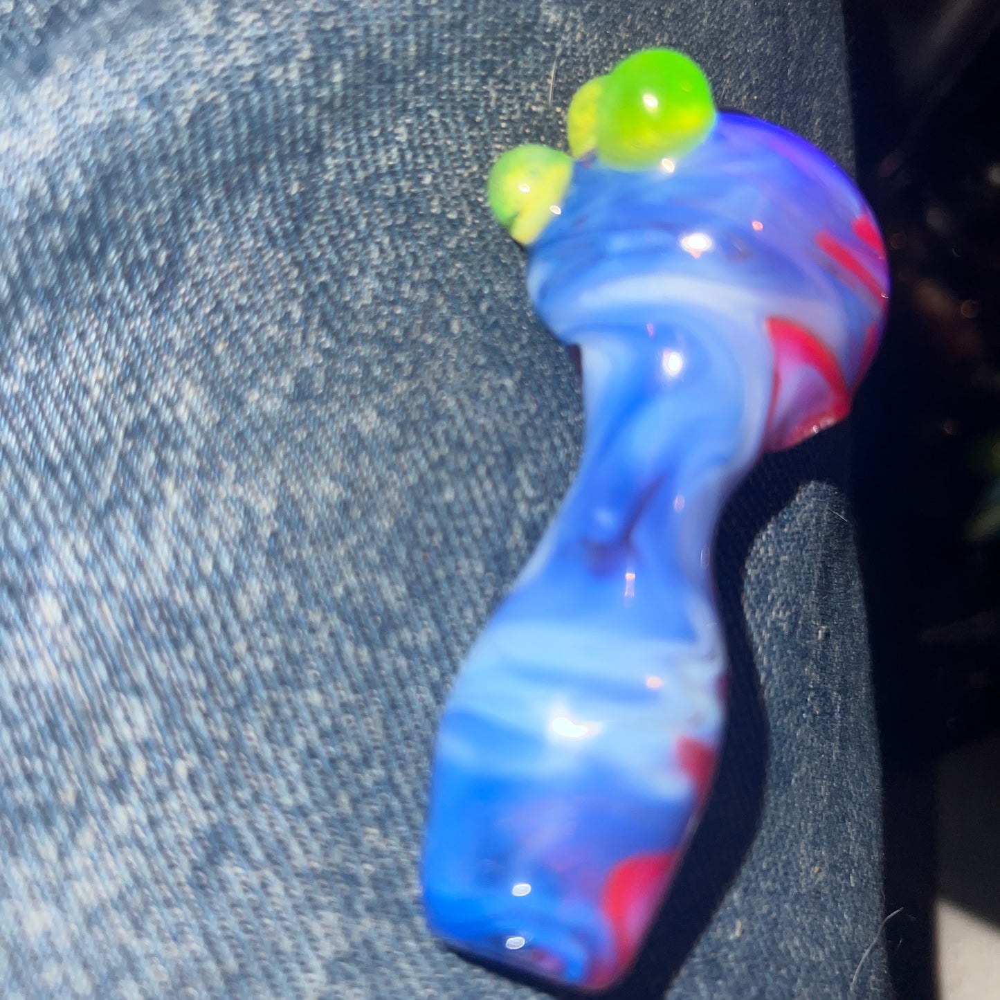 Heady glass UV reactive spoon pipe with encased Opal