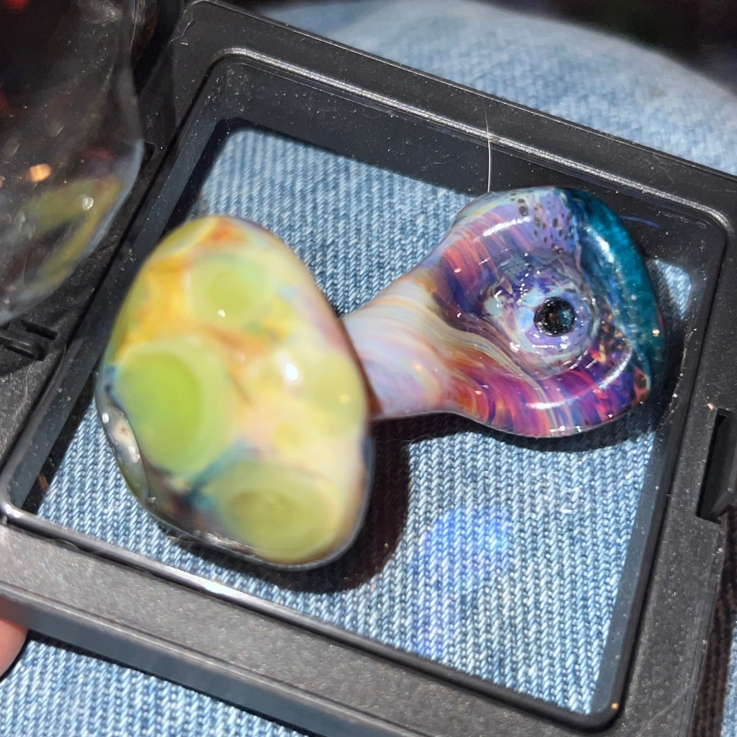 Small heady mushroom pipe